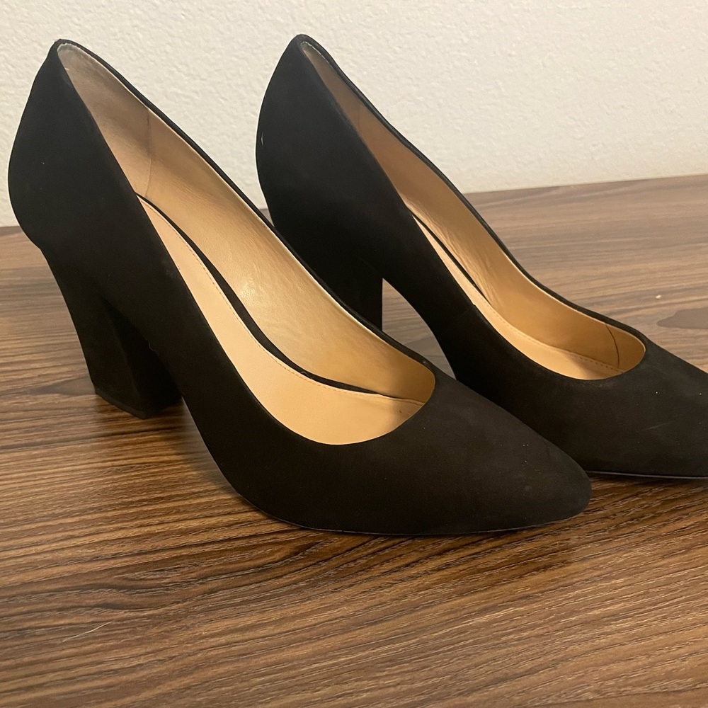 Dress shoes